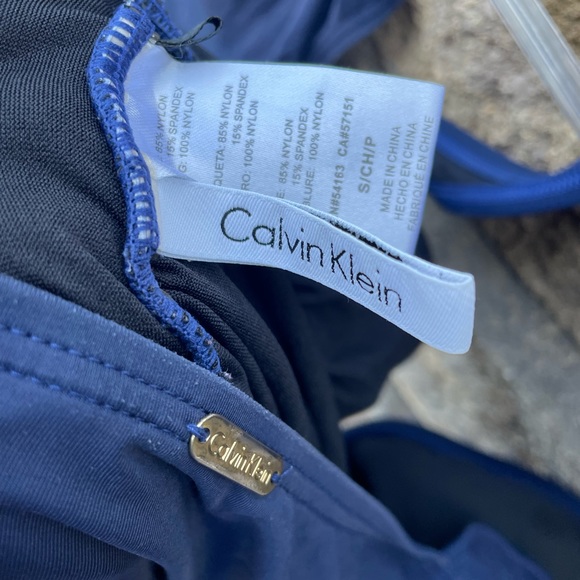 CALVIN KLEIN TWO PIECE - Picture 7 of 7